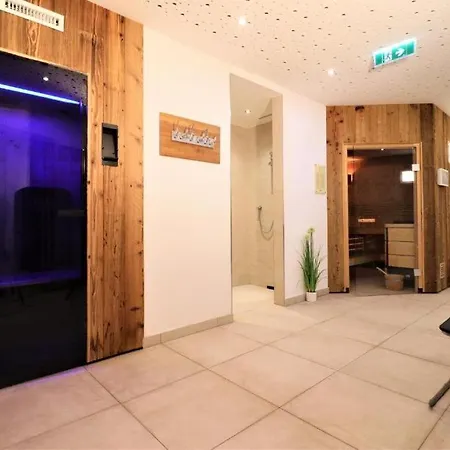 Apartment V - Asr 13 *