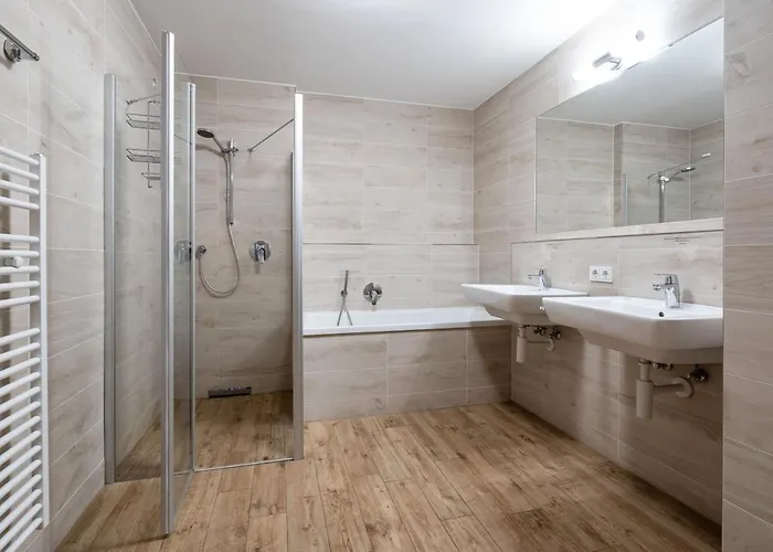 V - Asr 13 * Τσελ αμ Ζέε